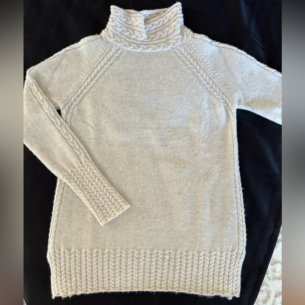 Claudia Nicole cashmere cowl neck sweater, ivory, size XS